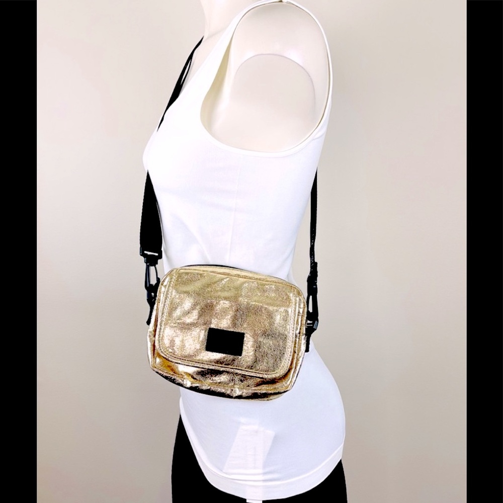 Victoria’s Secret Crossbody gold bag